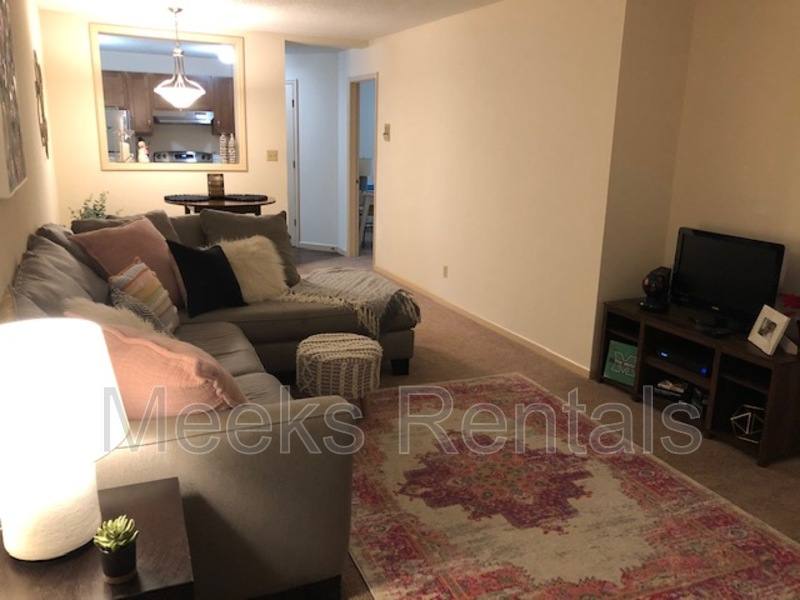 Apartment for rent at 1655 6th Ave #101, Huntington, WV 25703