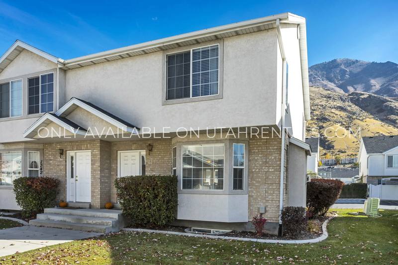Townhouse for rent at 1346 S 1440 E St, Provo, UT 84606