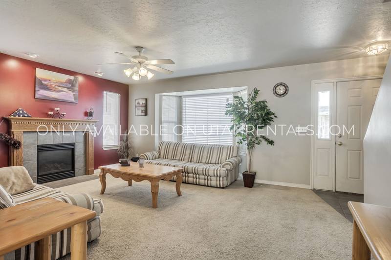 Townhouse for rent at 1346 S 1440 E St, Provo, UT 84606