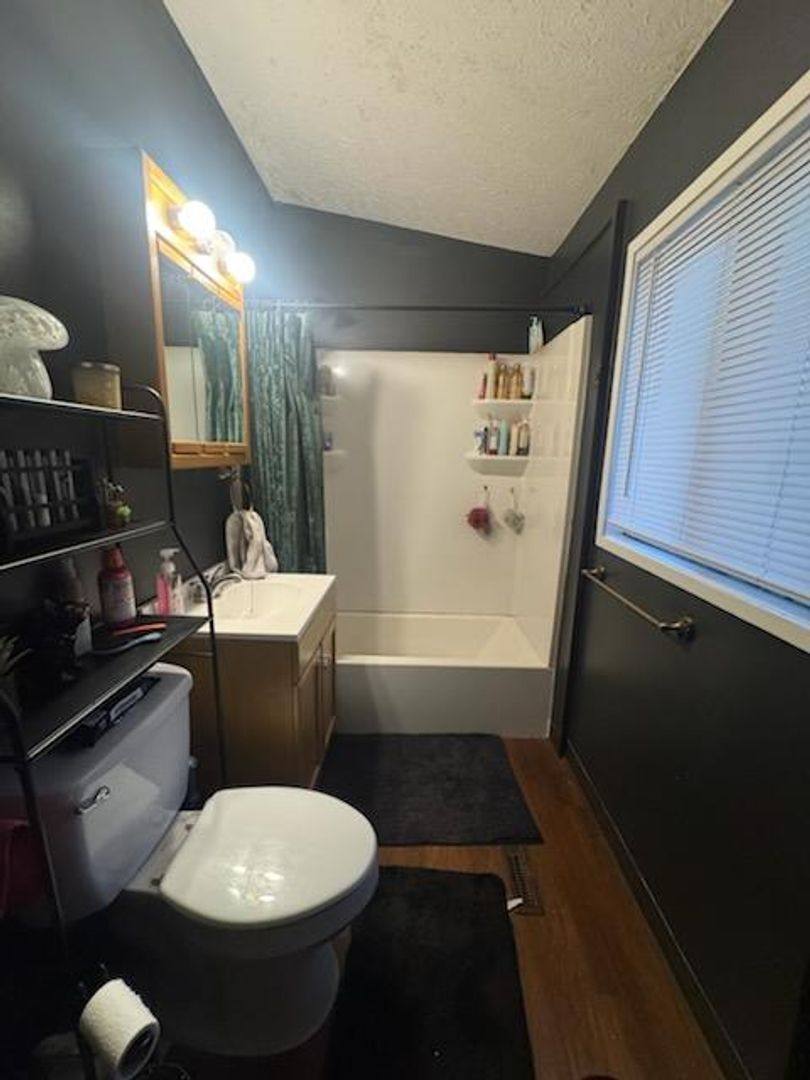 House for rent at 201 Woods Edge, Finleyville, PA 15332