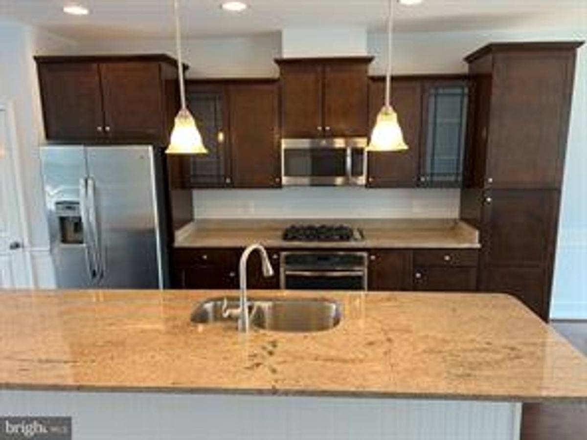 Townhouse for rent at 9075 Alexander Way, Manassas, VA 20111