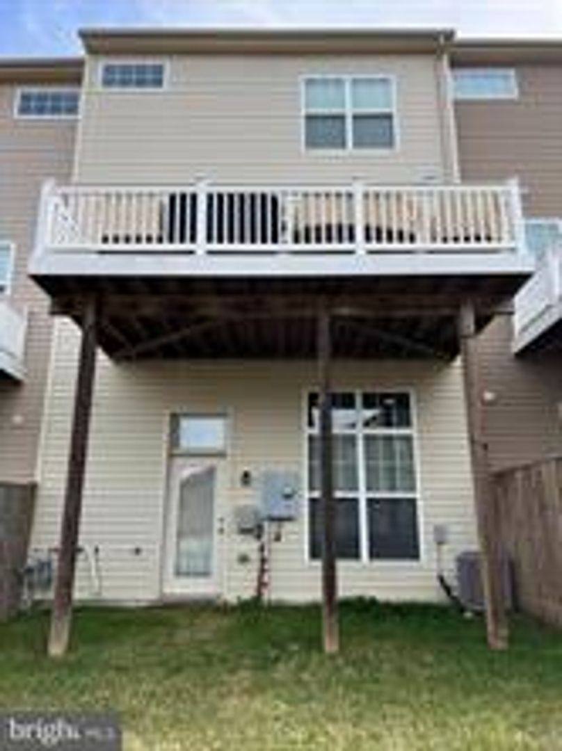 Townhouse for rent at 9075 Alexander Way, Manassas, VA 20111