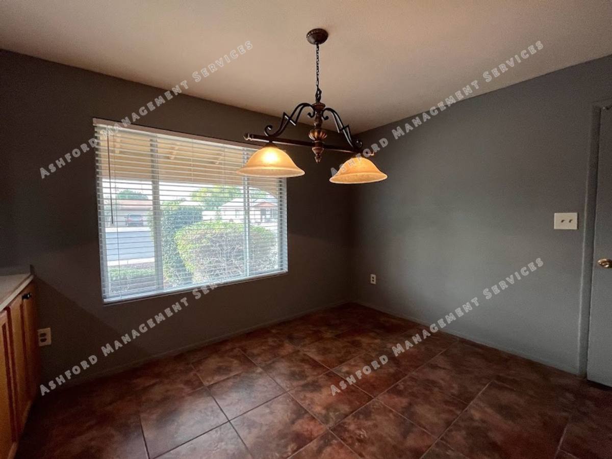 House for rent at 12229 N 48th Ave, Glendale, AZ 85304