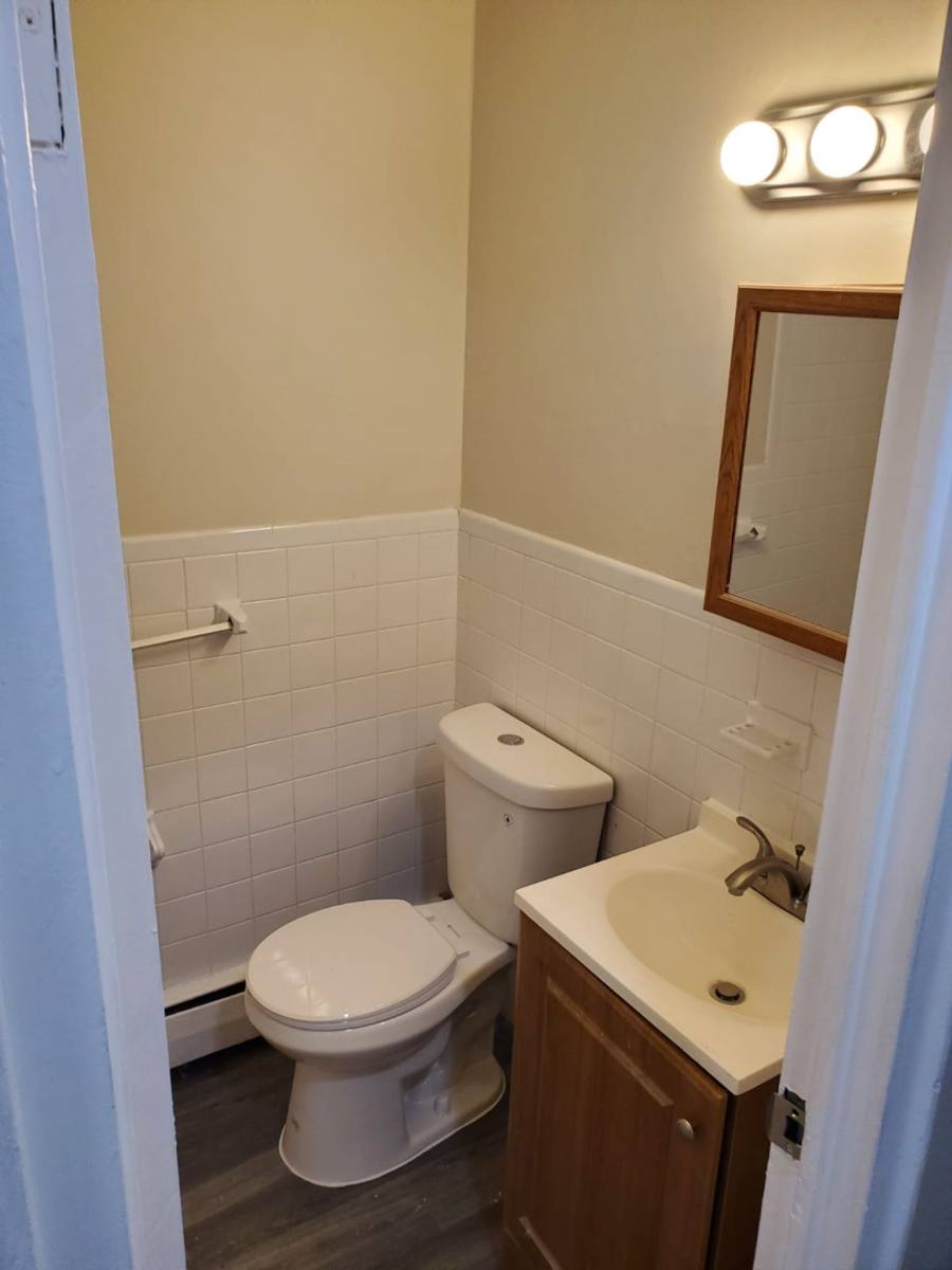 Apartment for rent at 1300 W Albanus St, Philadelphia, PA 19141