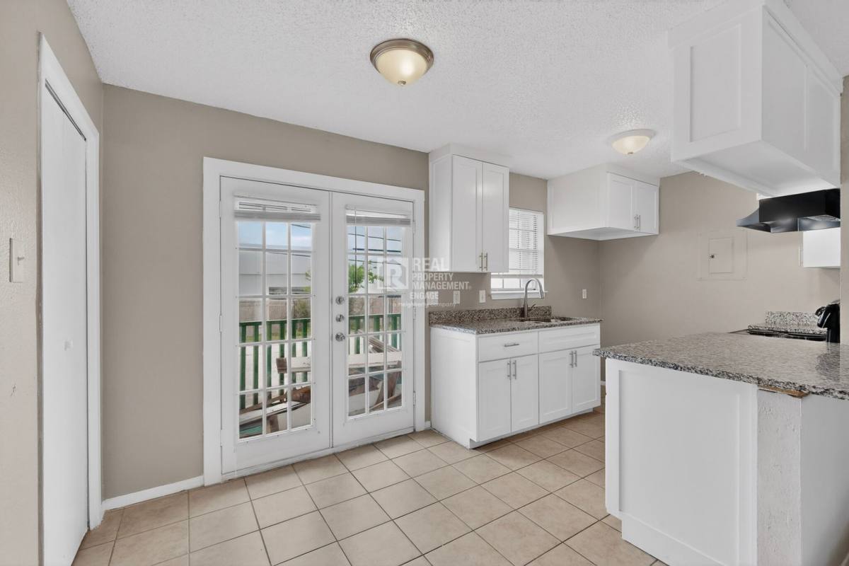 Apartment for rent at 8024 Cambridge Circle, Fort Worth, TX 76108