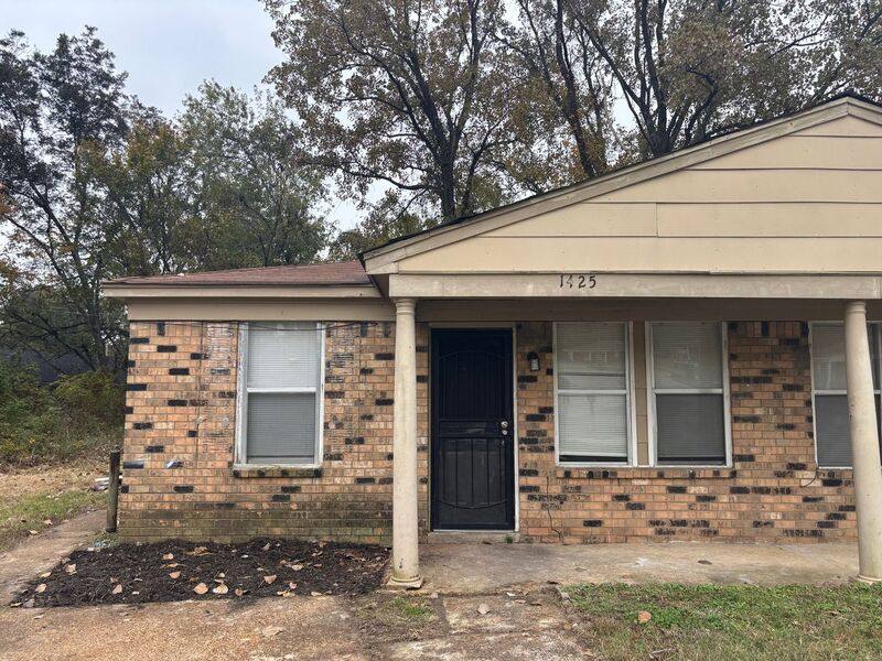House for rent at 1425 Todds Creek Cove, Memphis, TN 38127