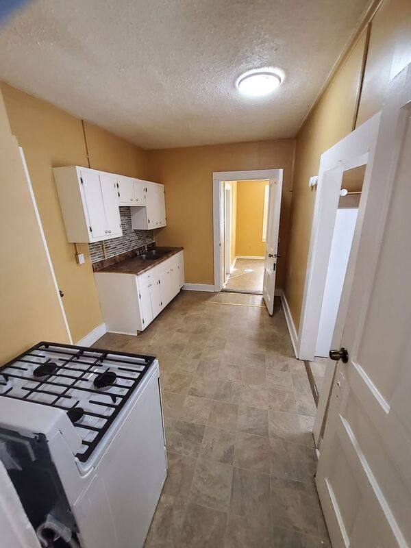 House for rent at 2917 Yale Ave, Memphis, TN 38112