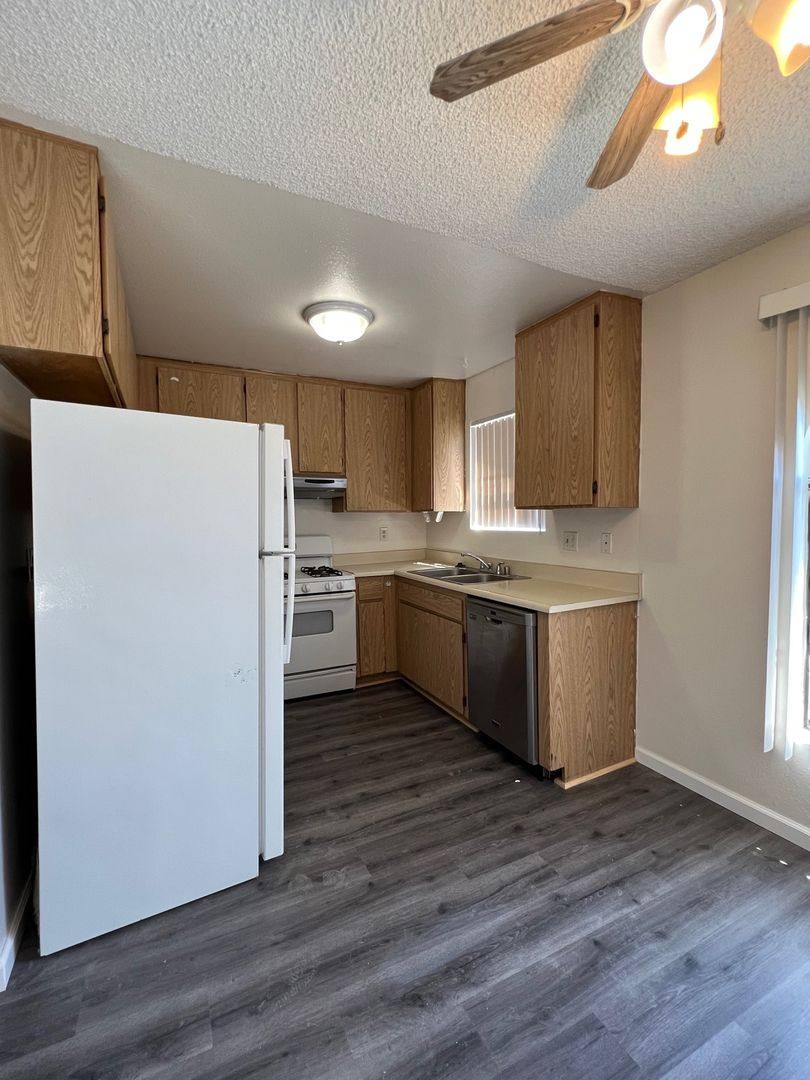 Apartment for rent at 3440 Helix St, Spring Valley, CA 91977