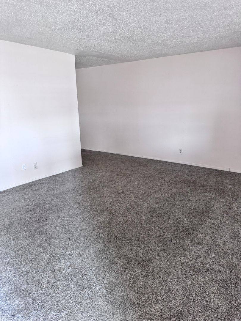 House for rent at 1129 S 124th E Ave, Tulsa, OK 74128