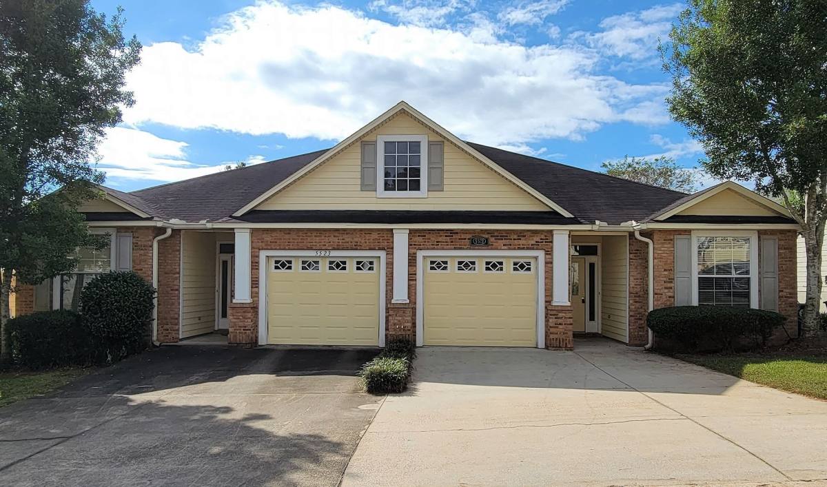 Townhouse for rent at 5521 Hampton Woods Way, Tallahassee, FL 32311