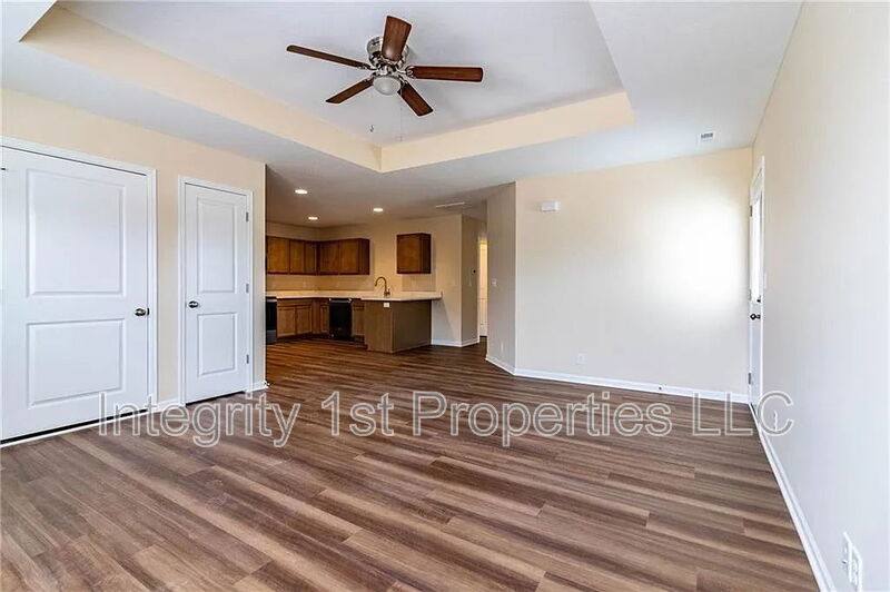 Townhouse for rent at 1506 Park Ave #B, Warrensburg, MO 64093