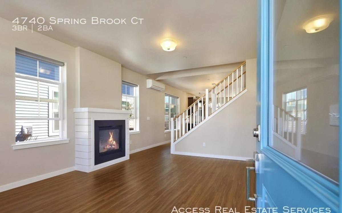 House for rent at 4740 Spring Brook Court, Bellingham, WA 98226