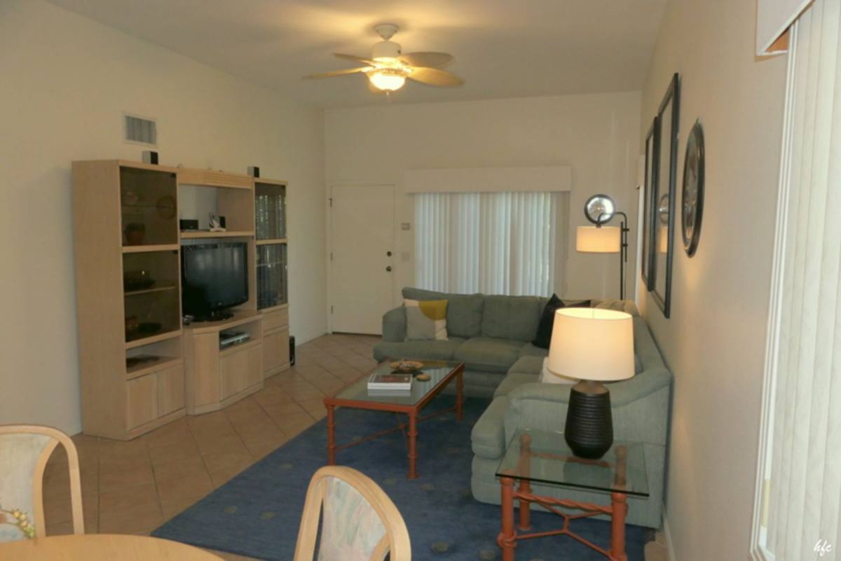 Condo for rent at 5547 Los Coyotes Dr, Palm Springs, CA 92264