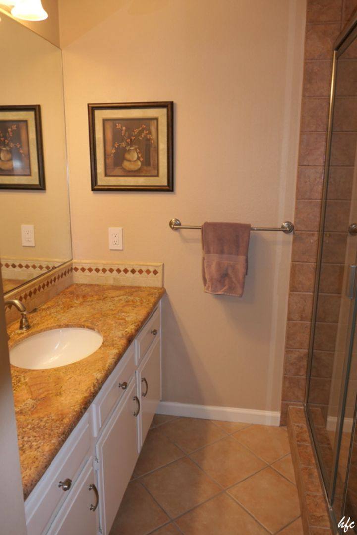 Condo for rent at 5547 Los Coyotes Dr, Palm Springs, CA 92264
