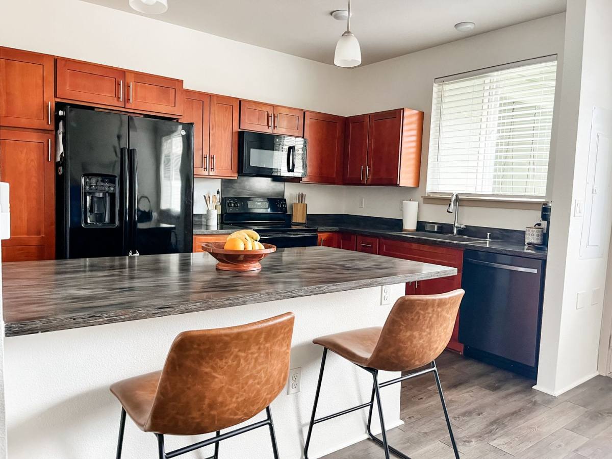 Townhouse for rent at 724 Kakala St, Kapolei, HI 96707