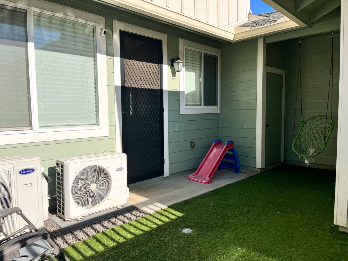 Townhouse for rent at 724 Kakala St, Kapolei, HI 96707