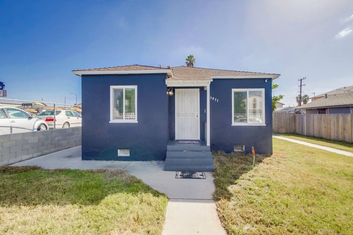 House for rent at 3877 Chamoune Ave, San Diego, CA 92105