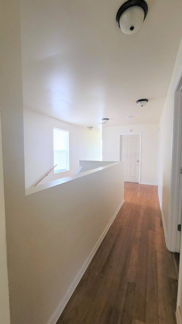 Apartment for rent at 6669 S Michigan Ave, Chicago, IL 60637