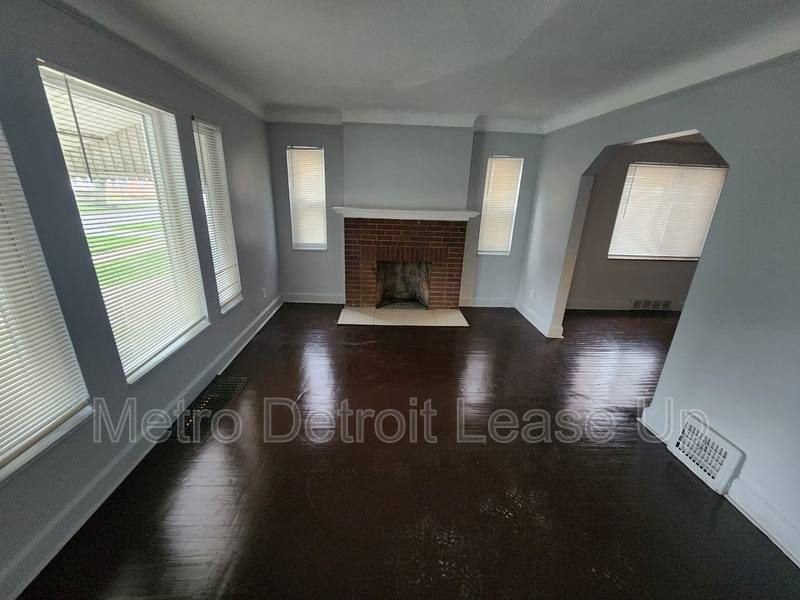 House for rent at 10724 Whitehill St, Detroit, MI 48224