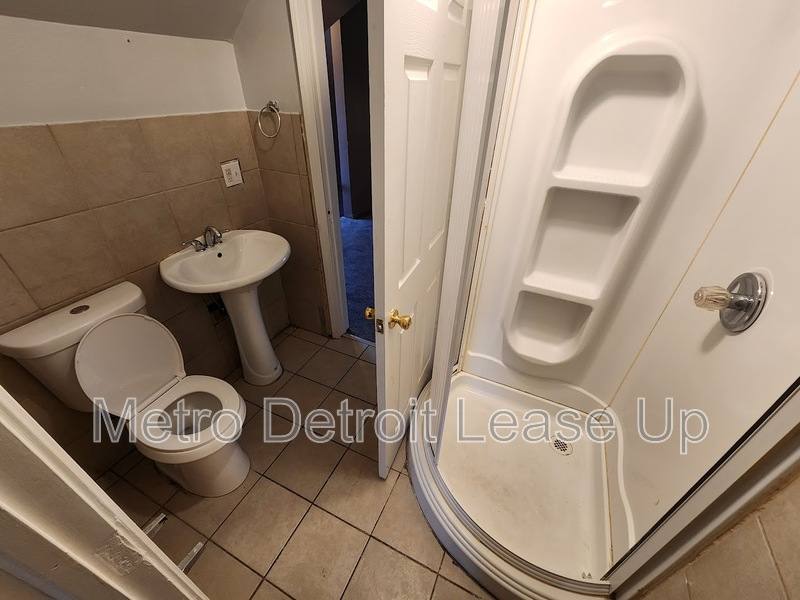 House for rent at 10724 Whitehill St, Detroit, MI 48224