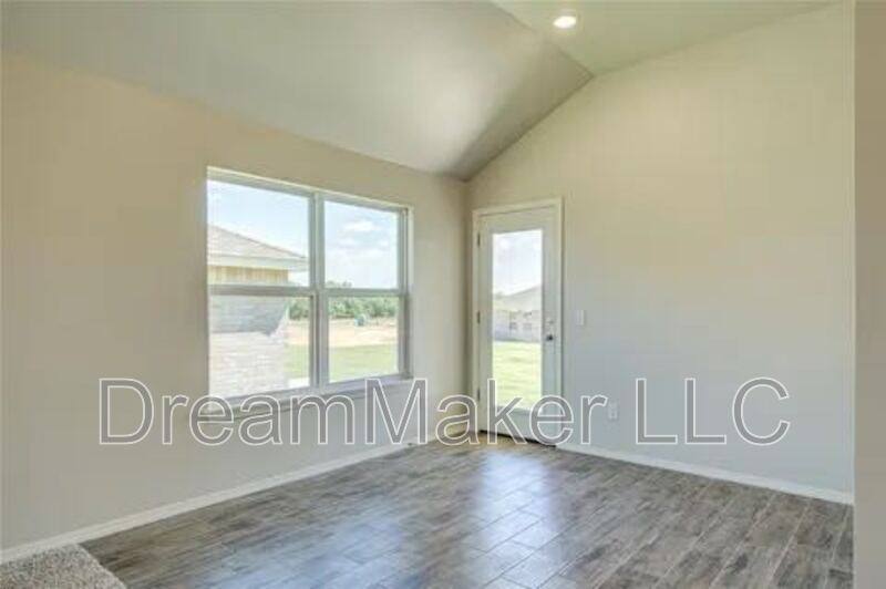 House for rent at 2401 S 28th Terrace, Chickasha, OK 73018
