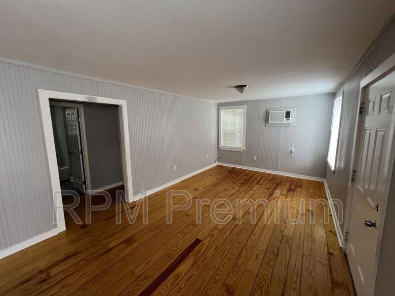 House for rent at 3647 Mission St, Baton Rouge, LA 70805