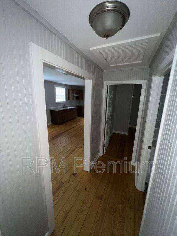 House for rent at 3647 Mission St, Baton Rouge, LA 70805