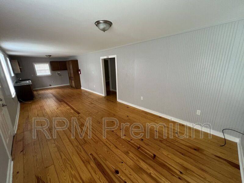 House for rent at 3647 Mission St, Baton Rouge, LA 70805