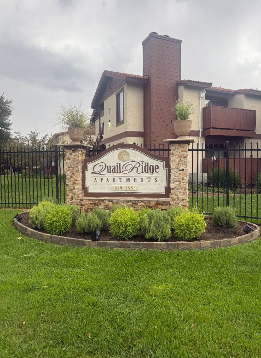 Apartment for rent at 409 E Thornton Ave, Hemet, CA 92543