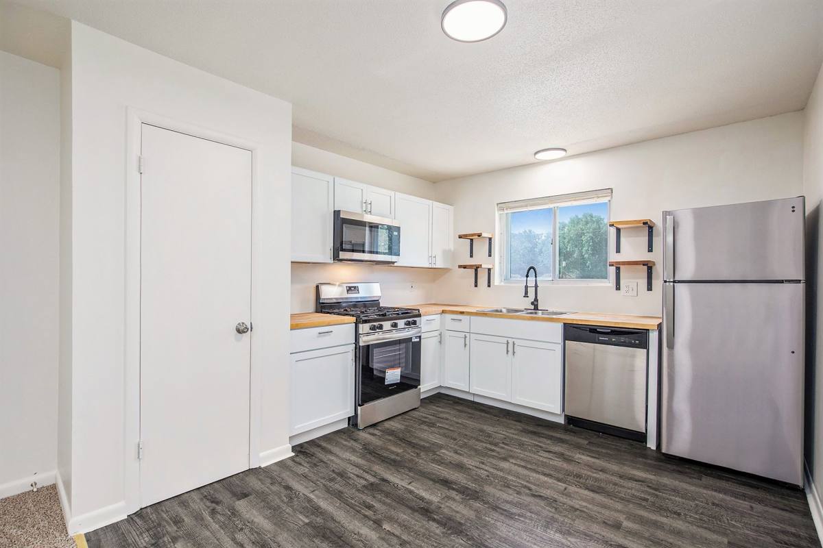 Apartment for rent at 6315-6333 Ash St, Kansas City, MO 64133