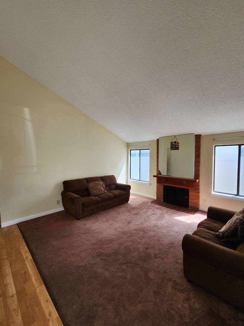House for rent at 8580 Lynx Rd, San Diego, CA 92126