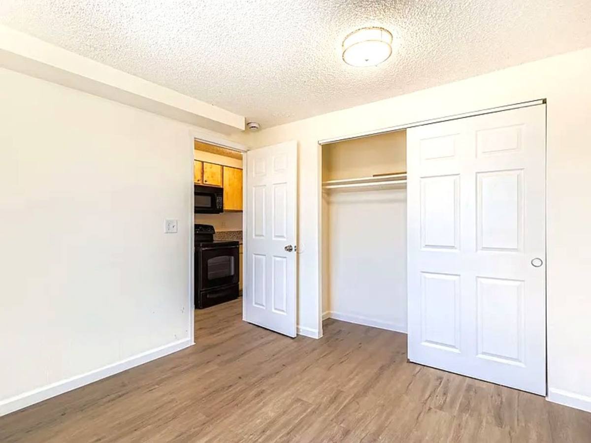 Apartment for rent at 11102 -11152 E, Aurora, CO 80010