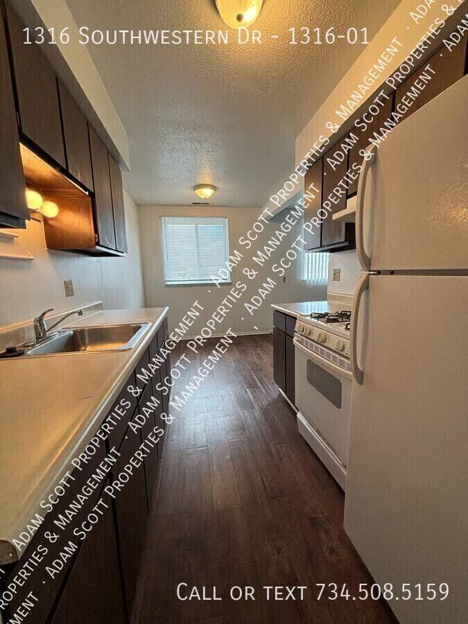 Apartment for rent at 1316 Southwestern Dr, Tecumseh, MI 49286
