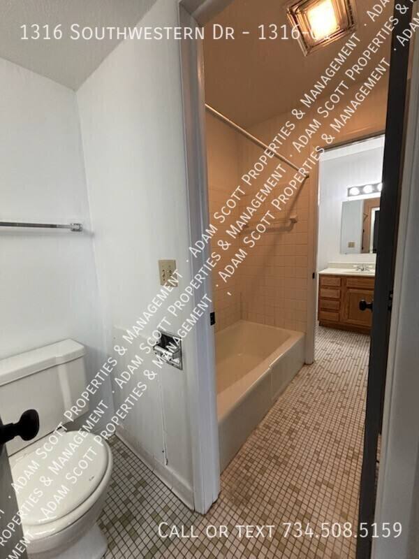 Apartment for rent at 1316 Southwestern Dr, Tecumseh, MI 49286