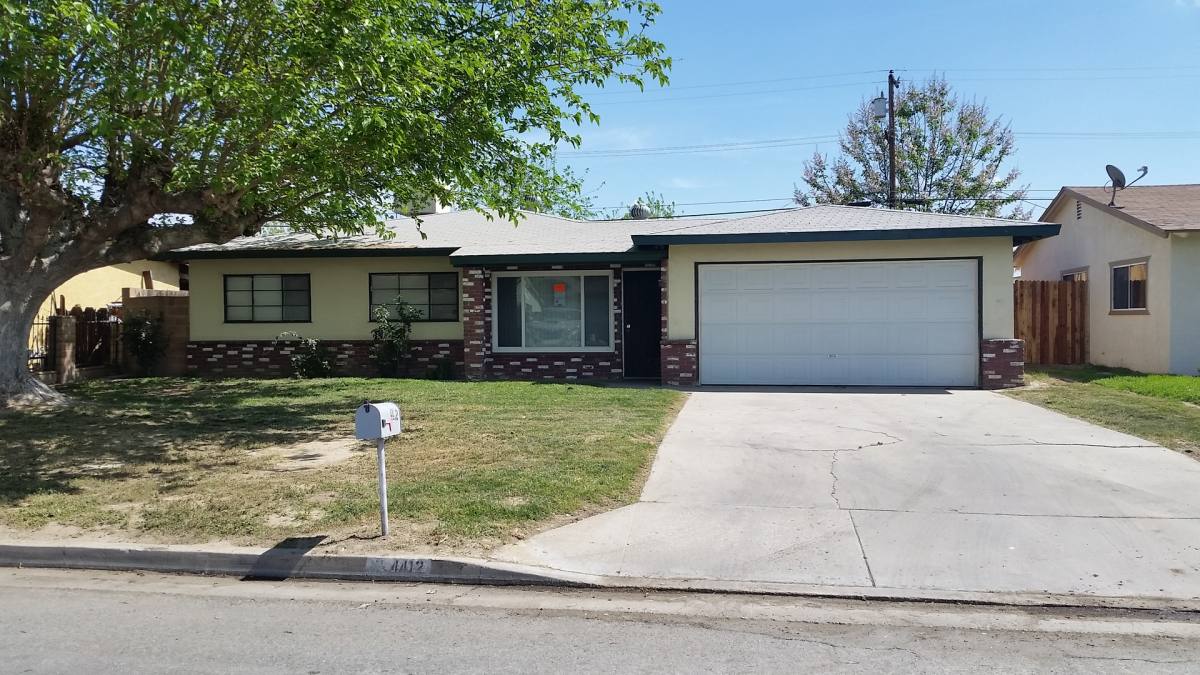 House for rent at 4412 Gordon St, Bakersfield, CA 93307