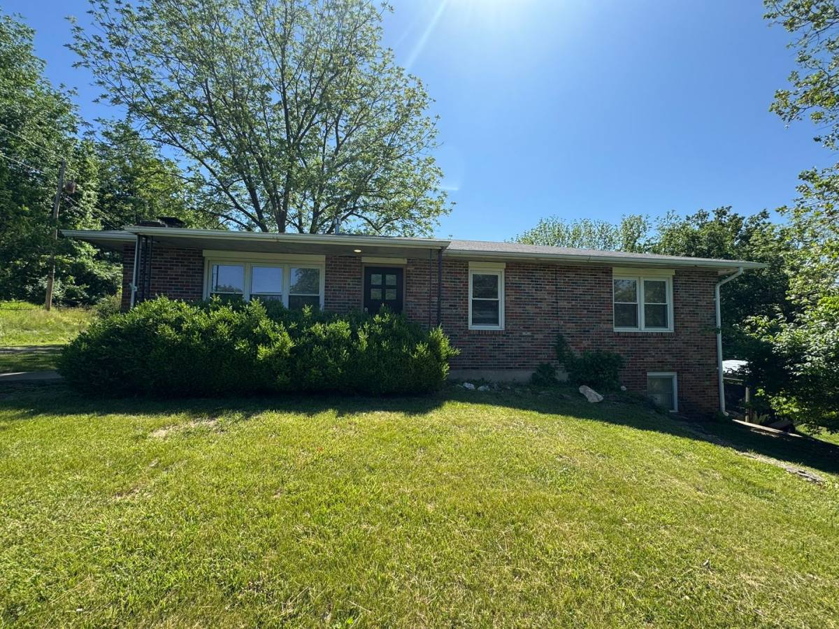 House for rent at 6550 S Old Village Rd, Columbia, MO 65203