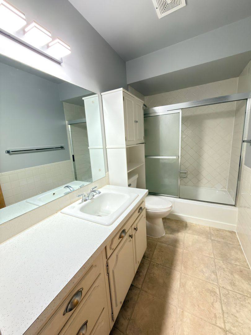 Apartment for rent at 1736 9th Ave, Moline, IL 61265