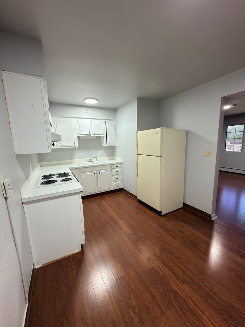 Apartment for rent at 1736 9th Ave, Moline, IL 61265