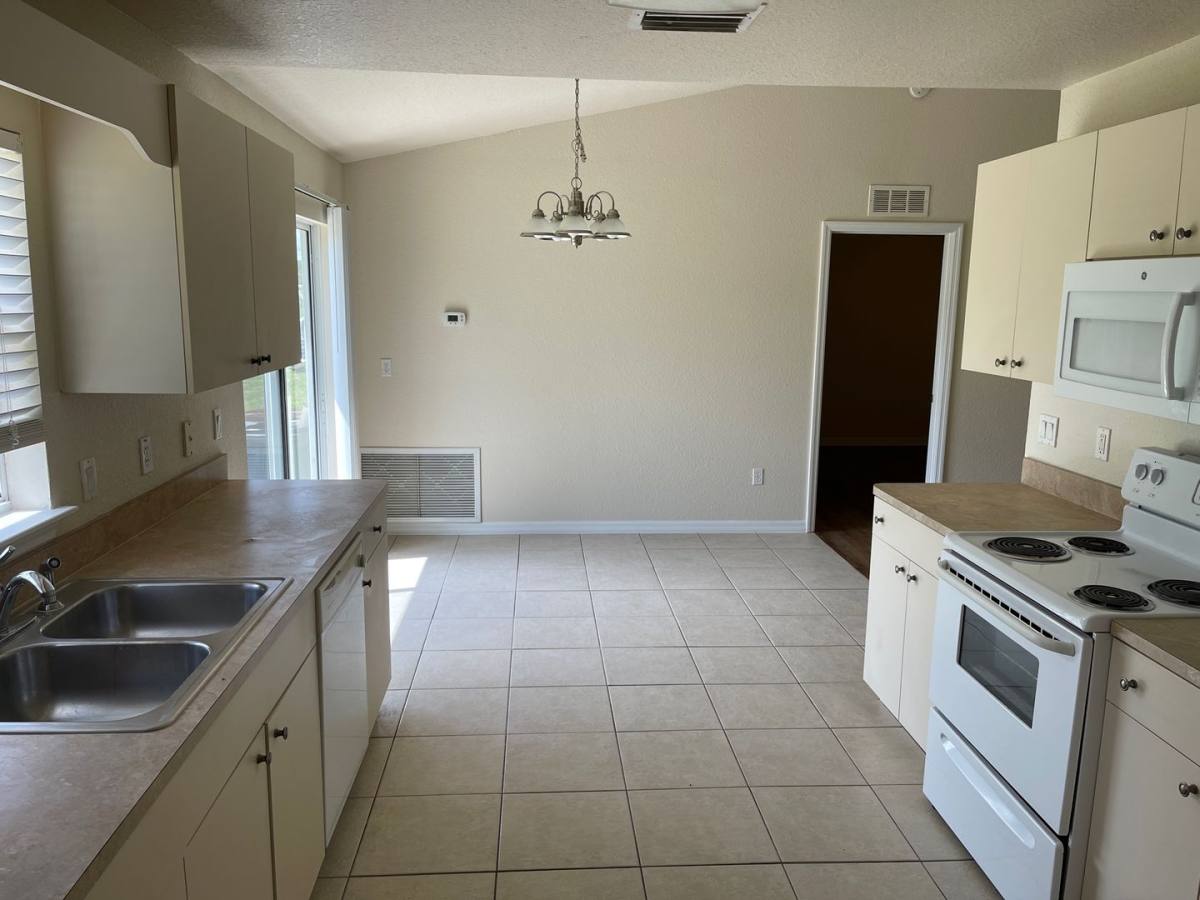 Apartment for rent at 58 Laurel Pass #4, Ocala, FL 34480