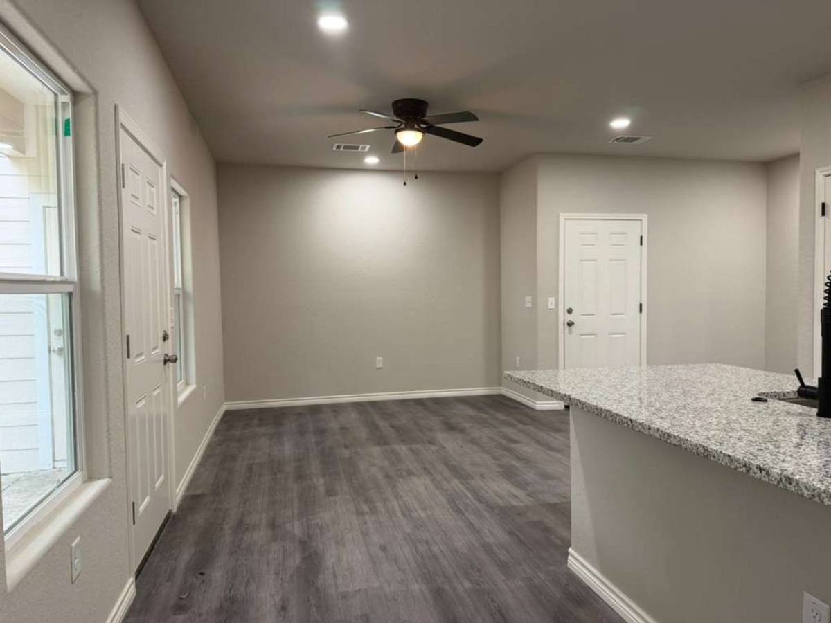 Apartment for rent at 7616 Windsor Oaks, San Antonio, TX 78239