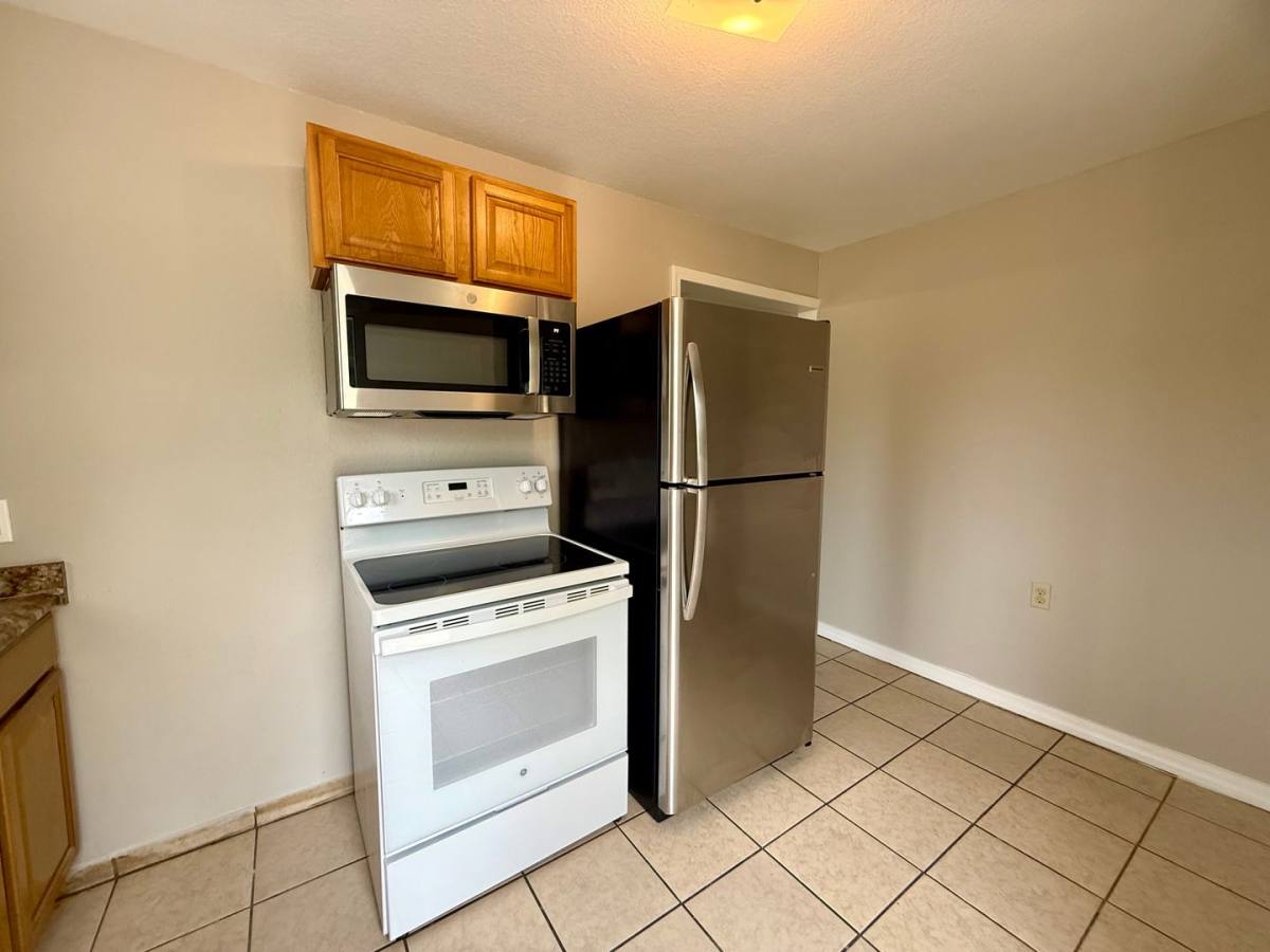 Apartment for rent at 204 N 16th Ave, Paragould, AR 72450