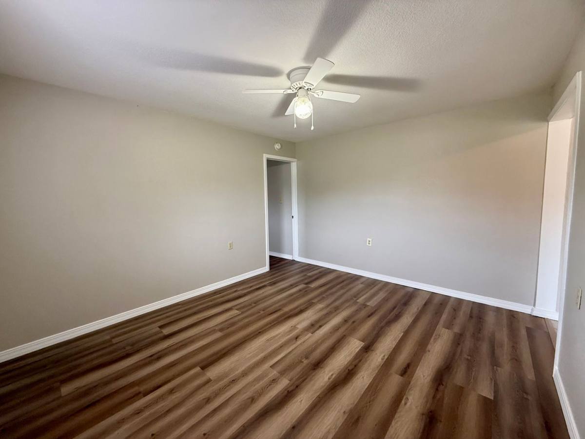 Apartment for rent at 204 N 16th Ave, Paragould, AR 72450