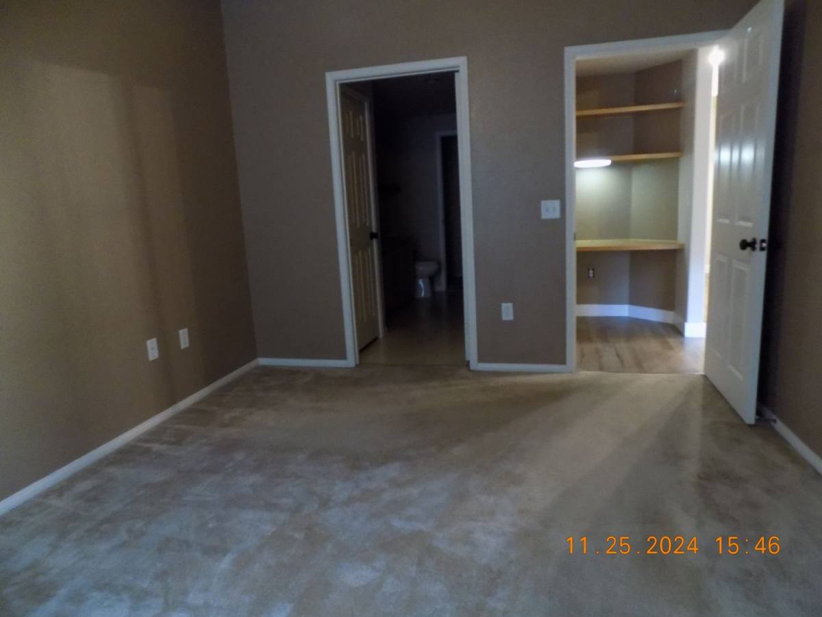 Apartment for rent at 9975 Peace Way, Las Vegas, NV 89117