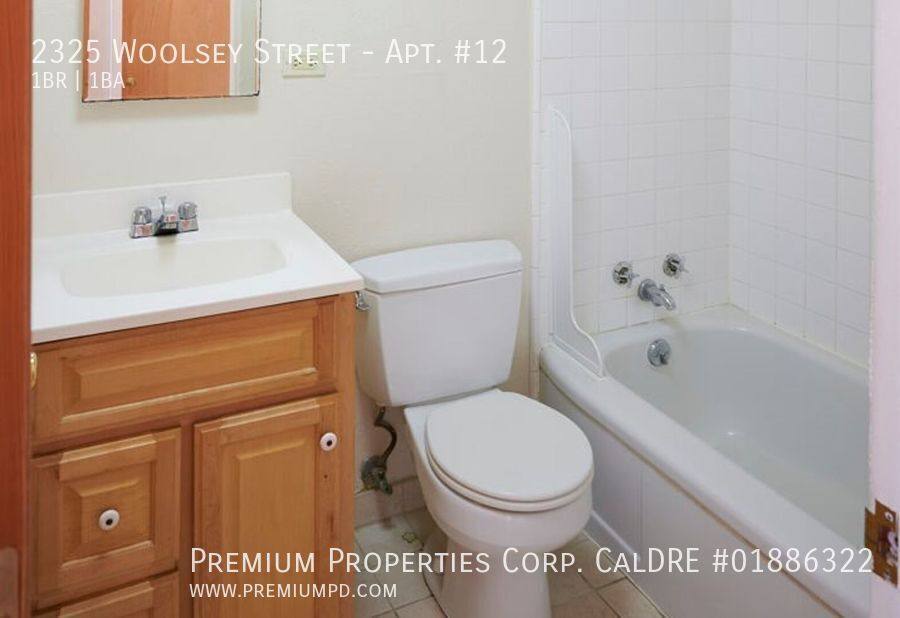 Apartment for rent at 2325 Woolsey St, Berkeley, CA 94705