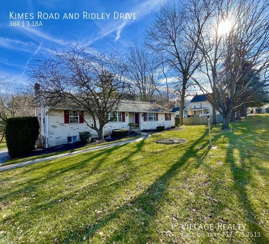 Townhouse for rent at 1953 Kimes Rd, York, PA 17402