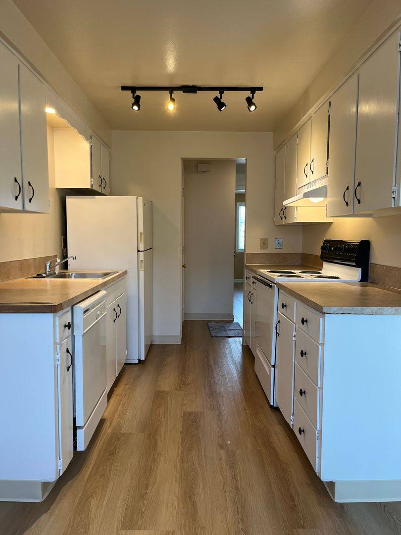 Apartment for rent at 3404 Liberty Rd S, Salem, OR 97302