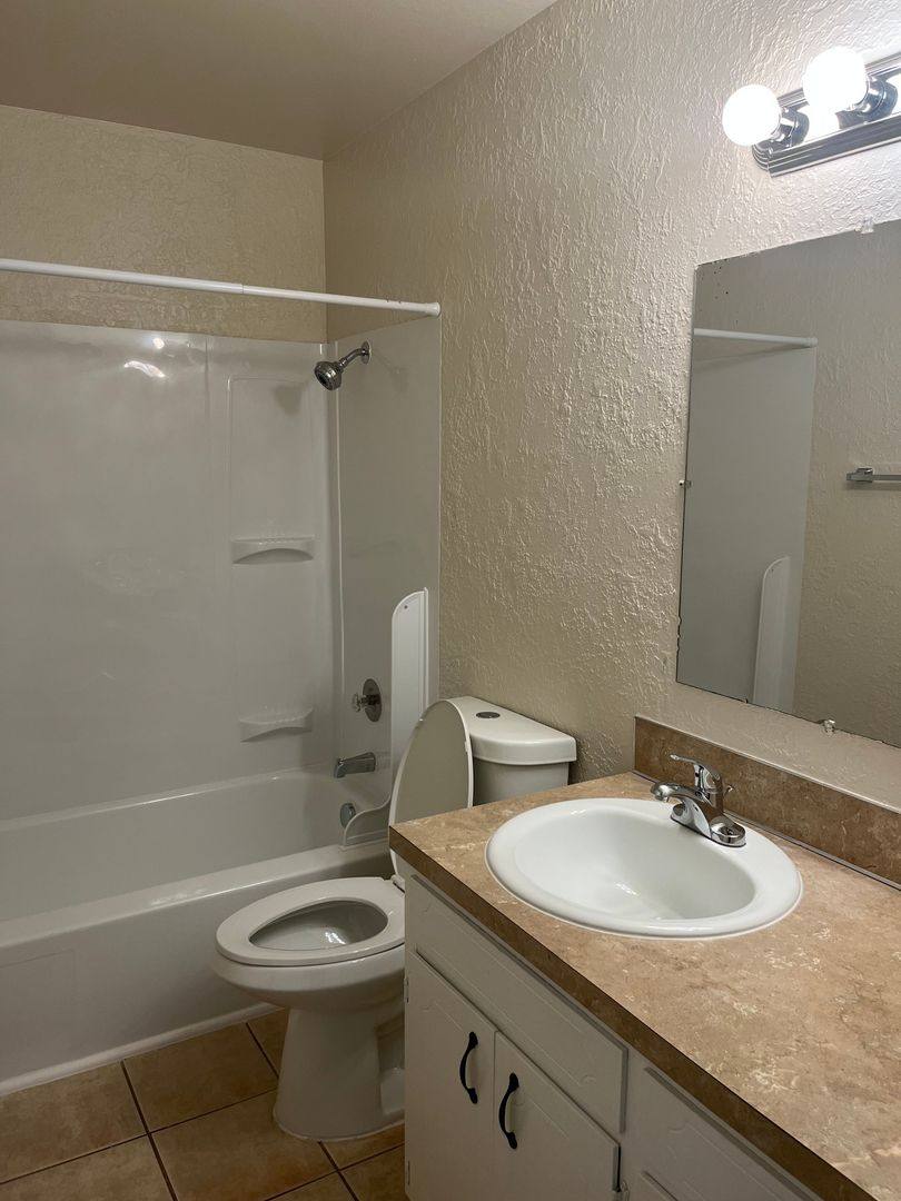 Apartment for rent at 3404 Liberty Rd S, Salem, OR 97302