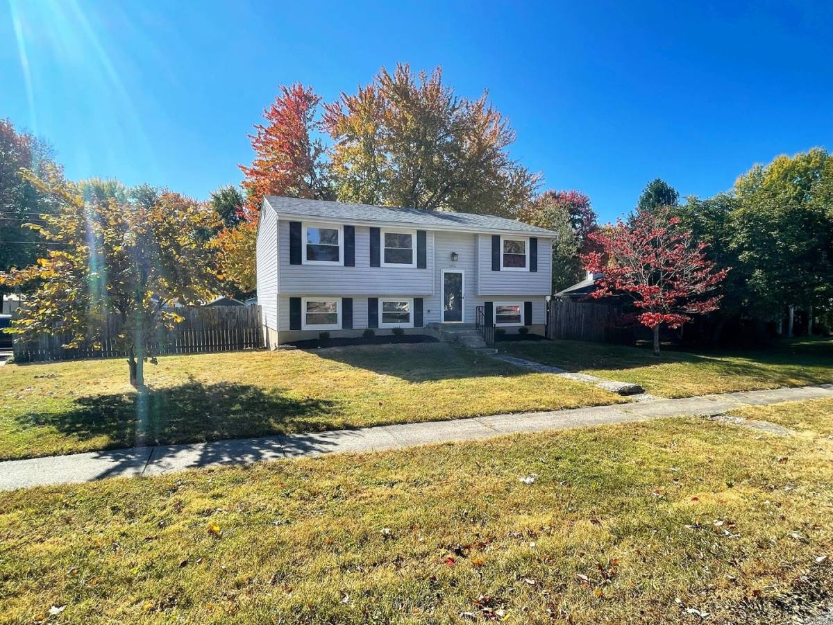 Apartment for rent at 5516 Hasbrook Dr, Louisville, KY 40229