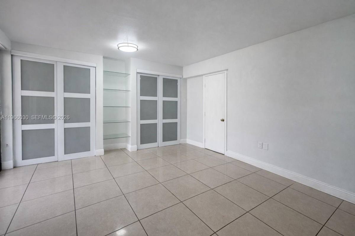 Townhouse for rent at 550 SW 115th Ave, Miami, FL 33174