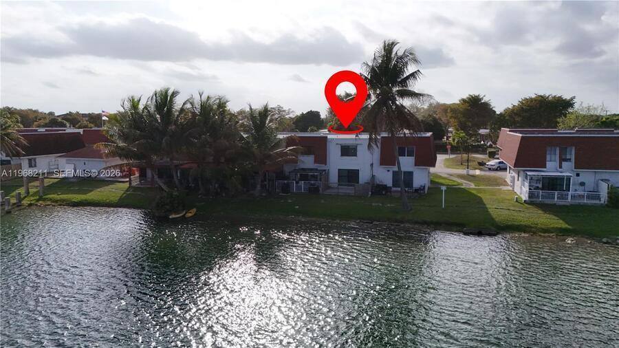 Townhouse for rent at 401 NW 109th Ave #2A, Miami, FL 33172